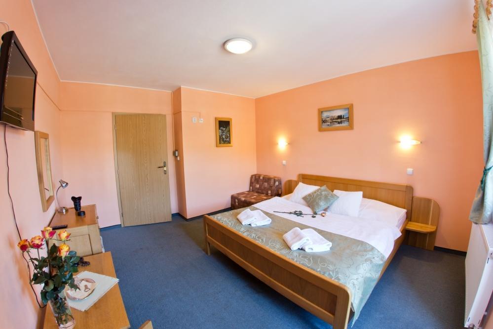 Hotel Gobor Vitanová Exterior photo