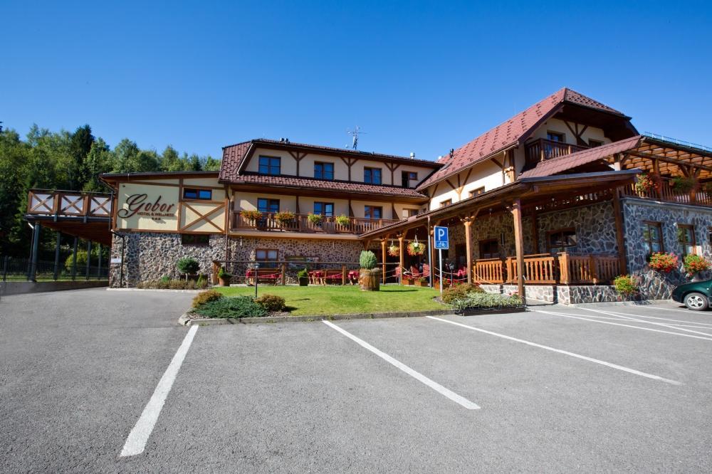Hotel Gobor Vitanová Exterior photo